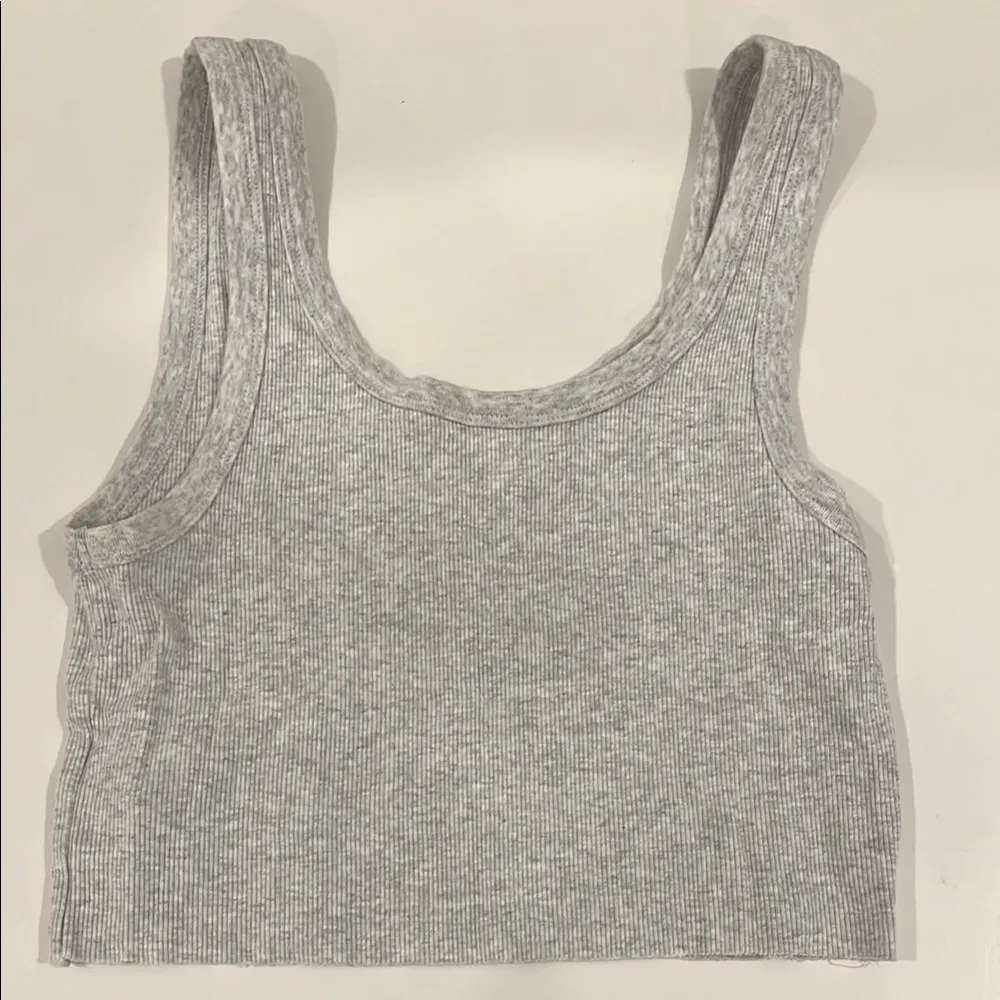 Gray Cropped Ribbed Women's Tank - Image 4