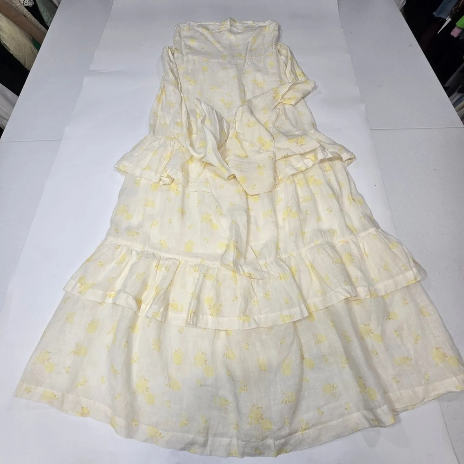 Tularosa Arlo Dress in Faded Yellow Floral XL - Image 4