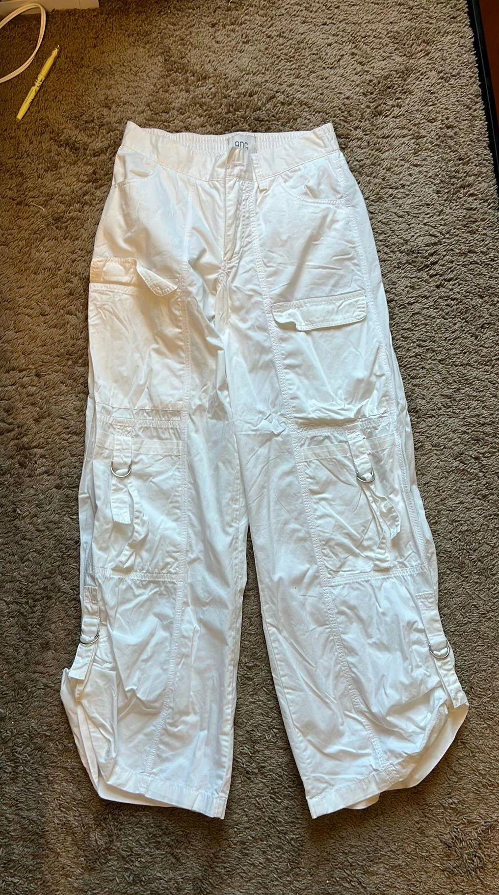 BDG White Low-Waisted Cargo Pants - Image 2