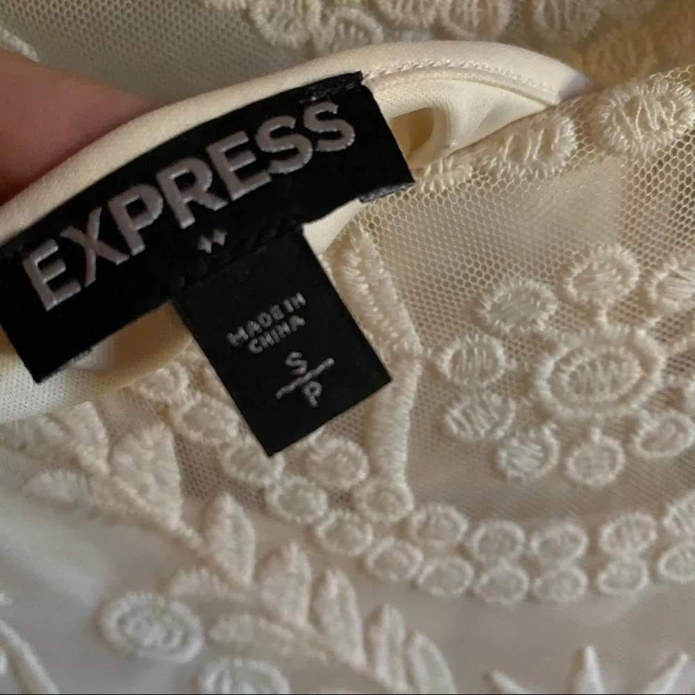 Lace embroidered dress - Image 2