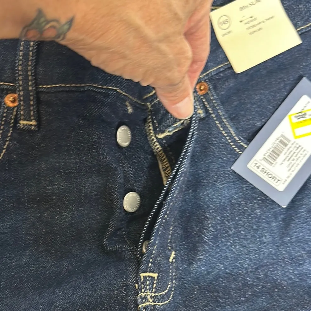 Universal Thread Blue Straight Jeans Either Short or Capris Classic Fit - Image 10