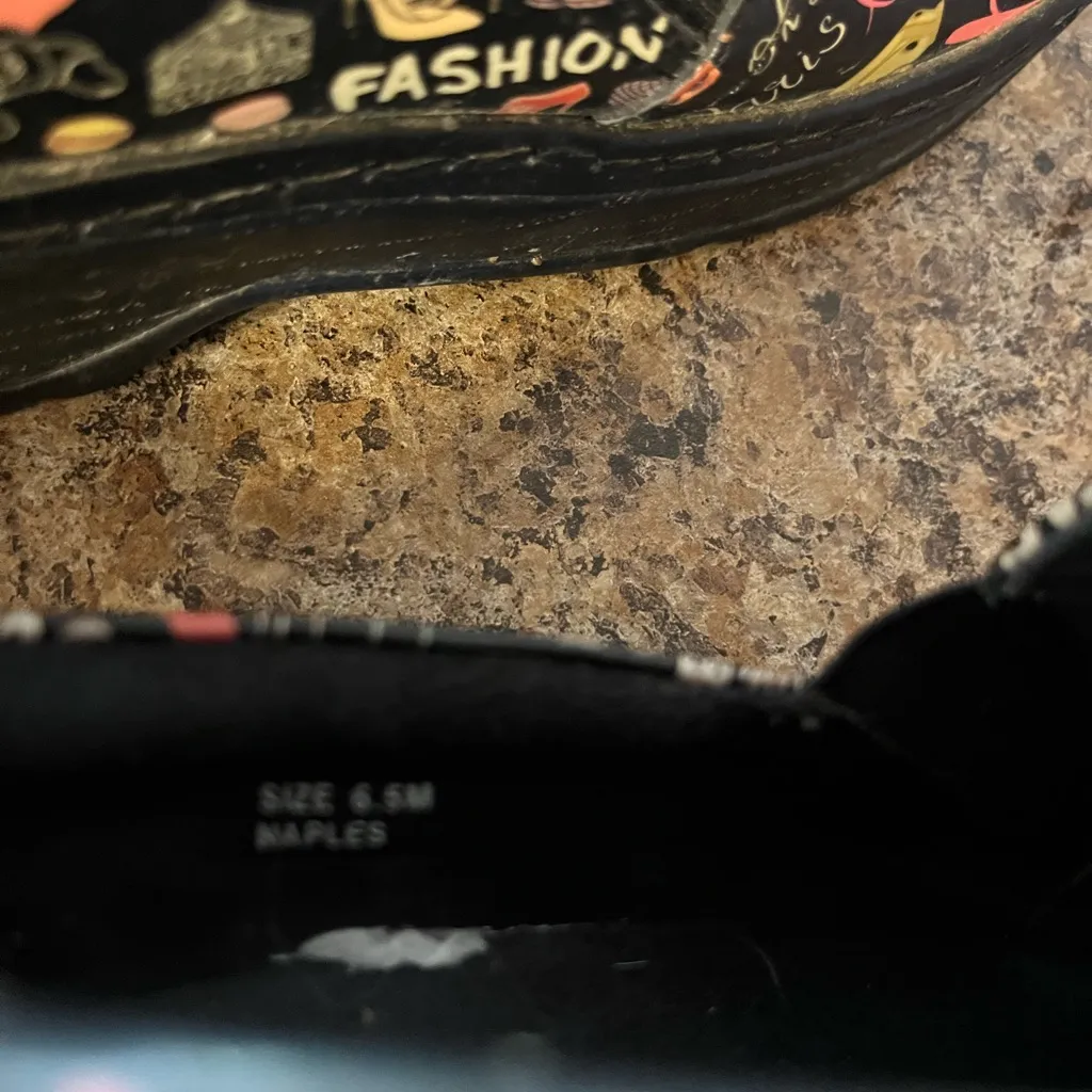 Klogs Paris Footwear Size 6.5M‎ Black - Image 4