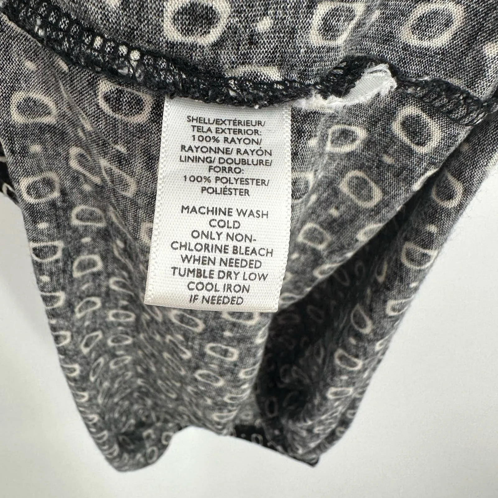 Loft size small petite sleeveless mini dress black with white geometric‎ design - Image 5