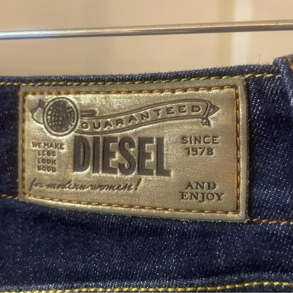 Diesel Rare Grupee Super Slim Skinny Low Waist (2012) - Gold Label - Women 27/30 - Image 2