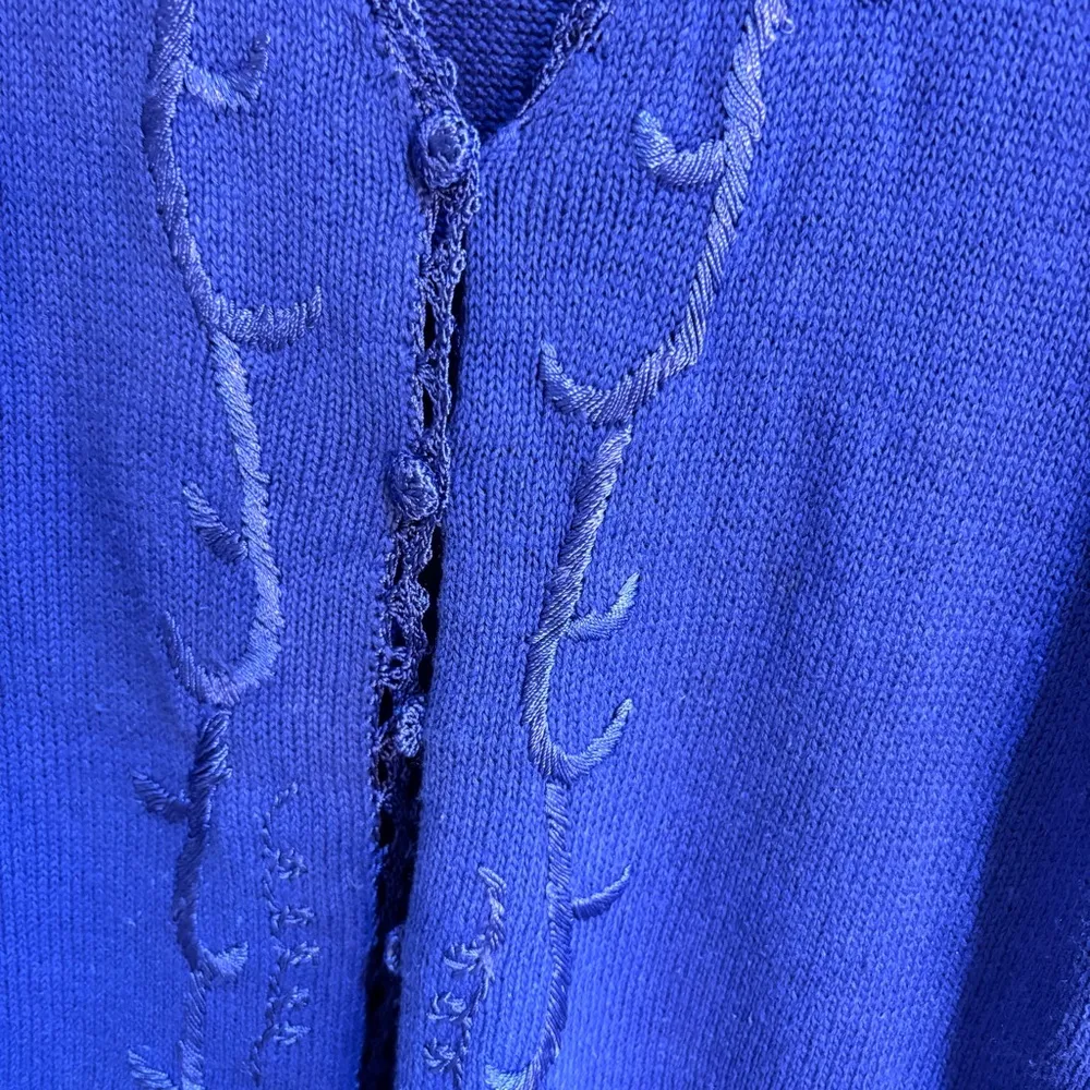 Cervelle womens vintage embroidered cottagecore grandma cardigan sweater L Purple Size L - Image 2