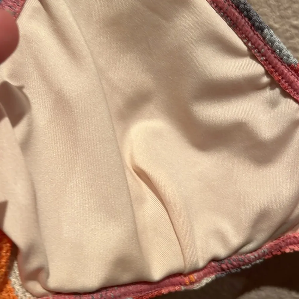 Peony Women’s Striped Bikini Top Size 12 Blue - Image 7