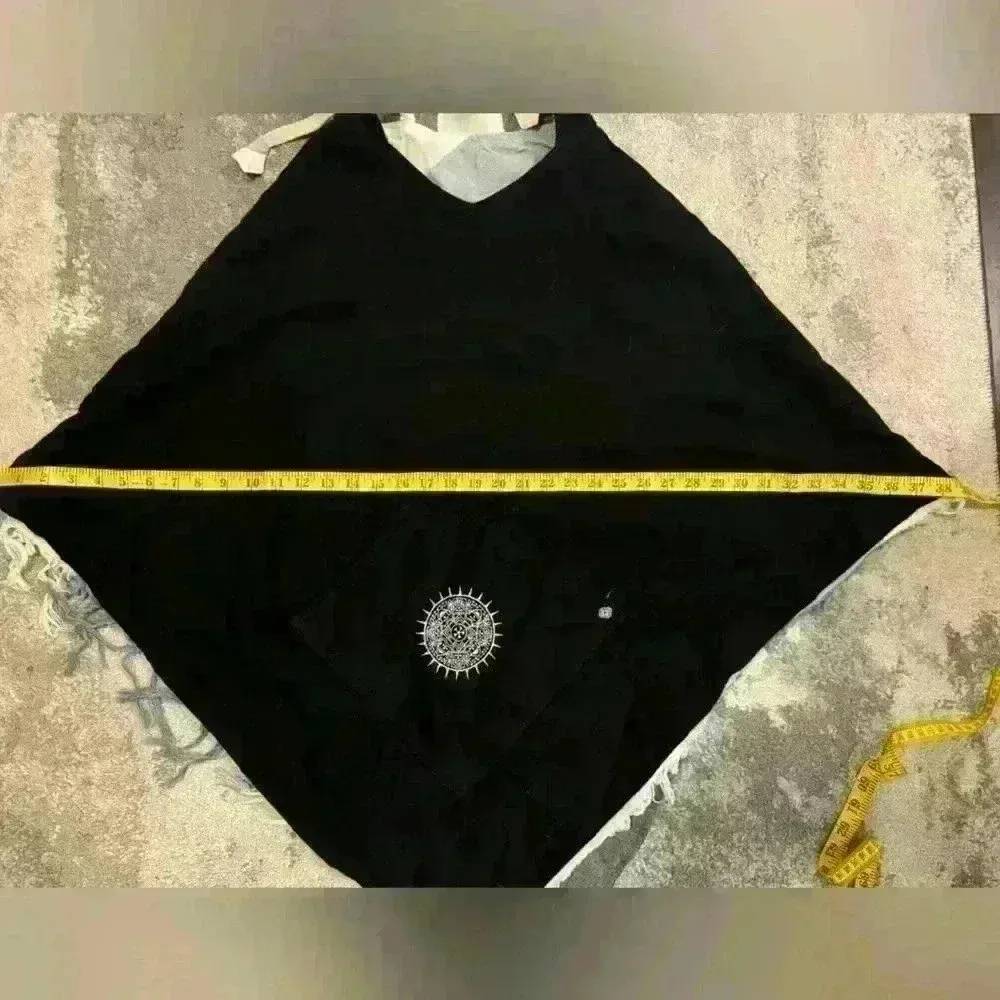 Women’s Reversible Poncho - Image 5