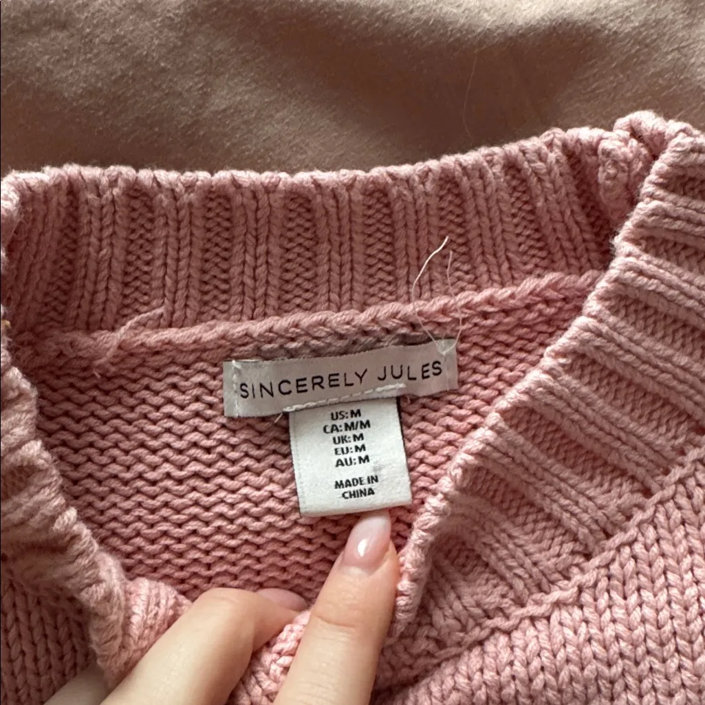 Sincerely Jules Pink Crew Neck Sweater with White Bow Medium - Image 3