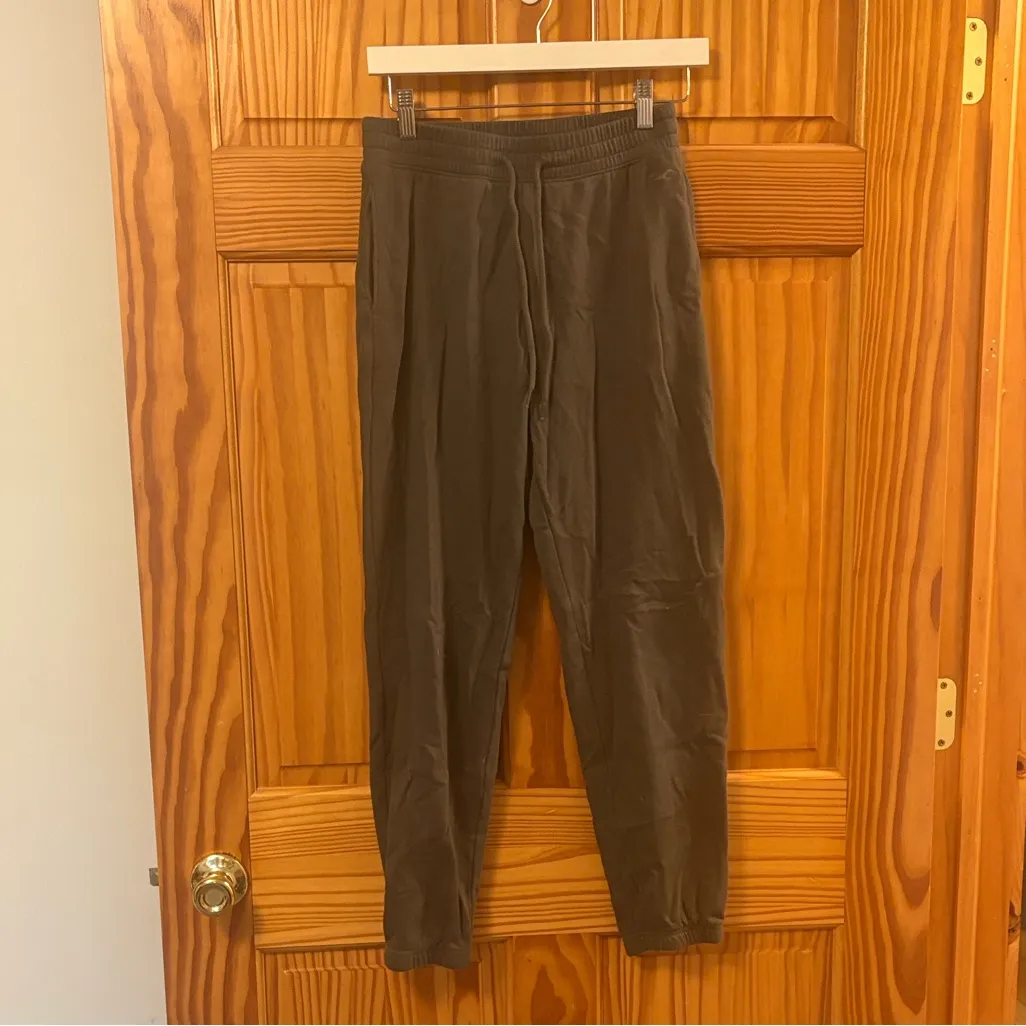 Hollister Size Small Dark Grey High-Waisted Jogger Sweatpants. - Image 2