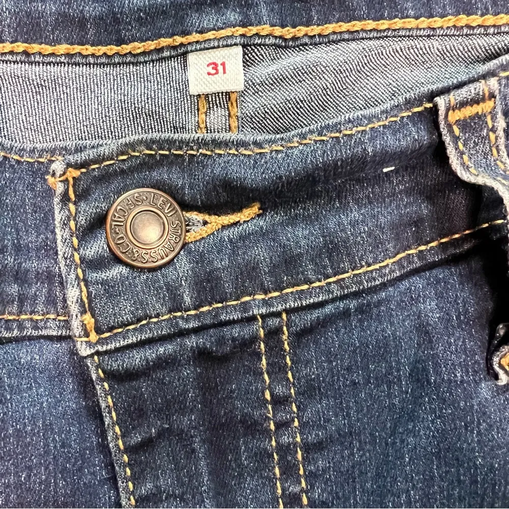 Women’s Shorts Denim Jeans Dark Wash Relaxed Fit Size 31 - Image 3