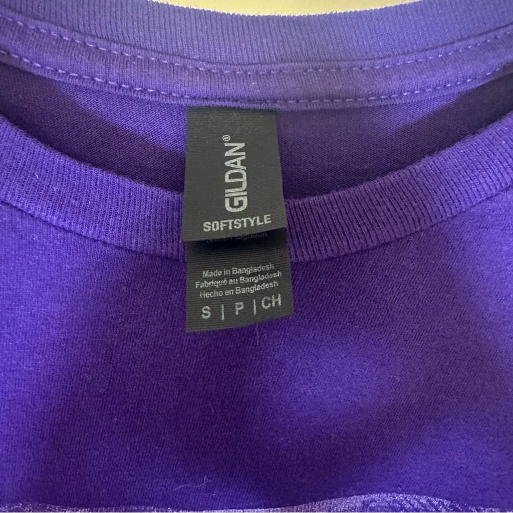 Emerald City Lights Oz Winery, Wamego Kansas, Purple T- shirt, size S, Wicked - Image 5