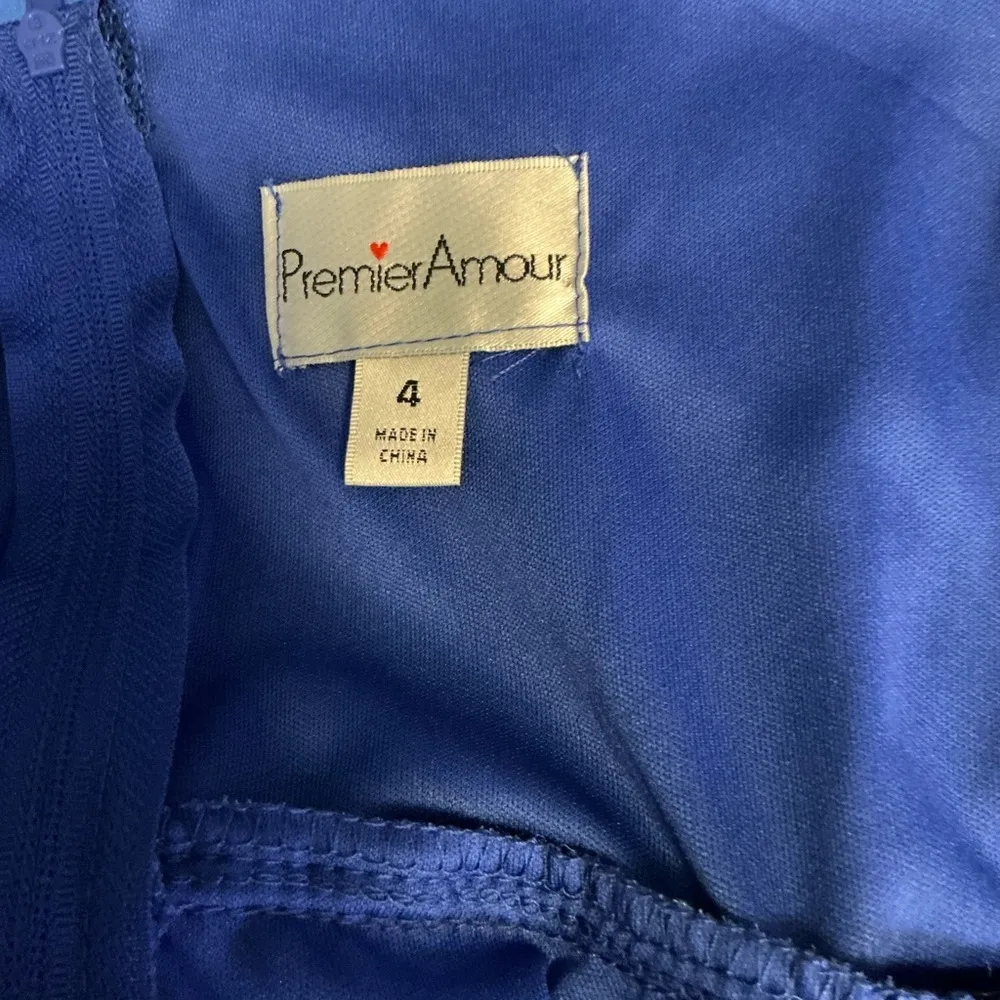 Elegant Blue Ombre Maxi Dress Size 4 - Image 3