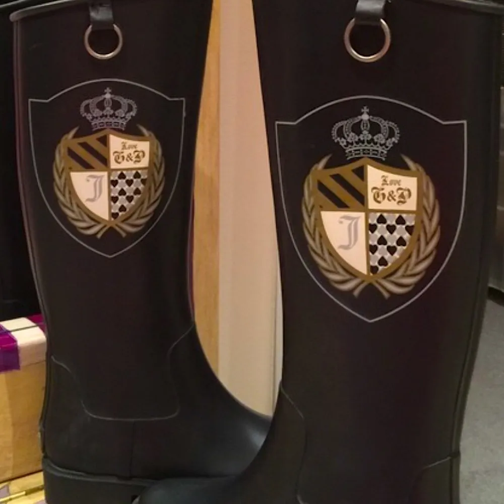 BLACK RAINBOOTS - Image 3