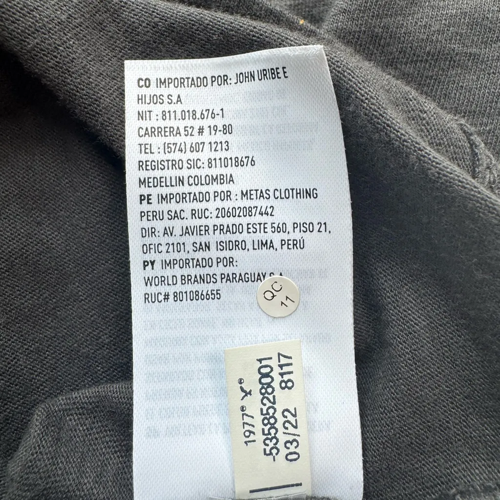 American Eagle Outfitters Floral Graphic Gray Crew Neck Tee Size XS - Image 9