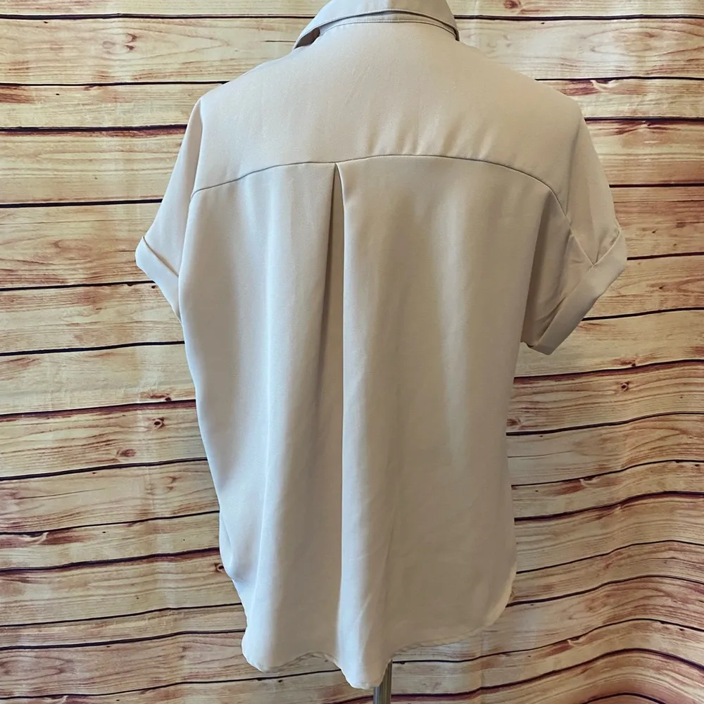 GU Japanese Brand Beige Button Down Cuffed Short Sleeve Top, Size Medium Tan - Image 2