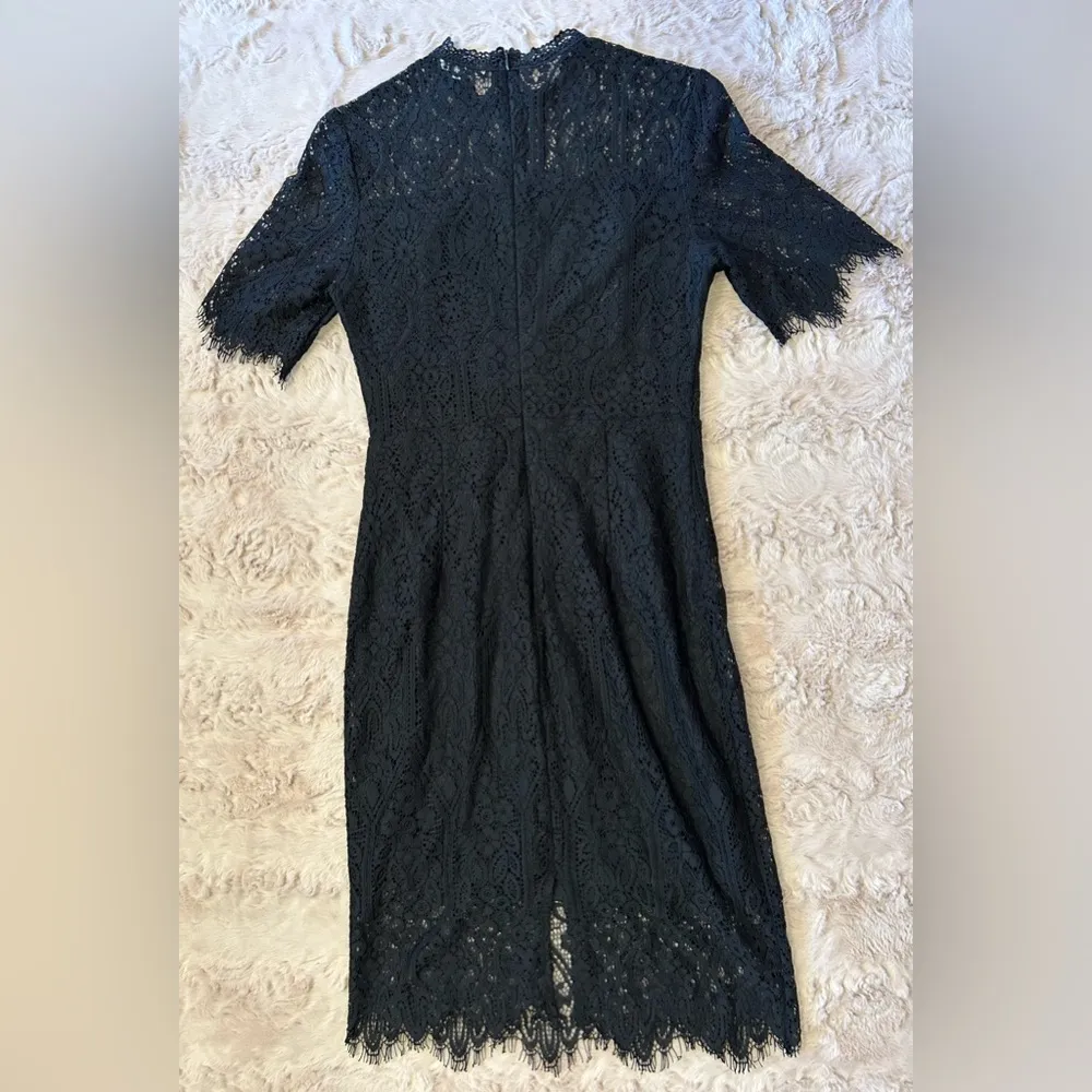 Size 6 •  Dress - Image 8