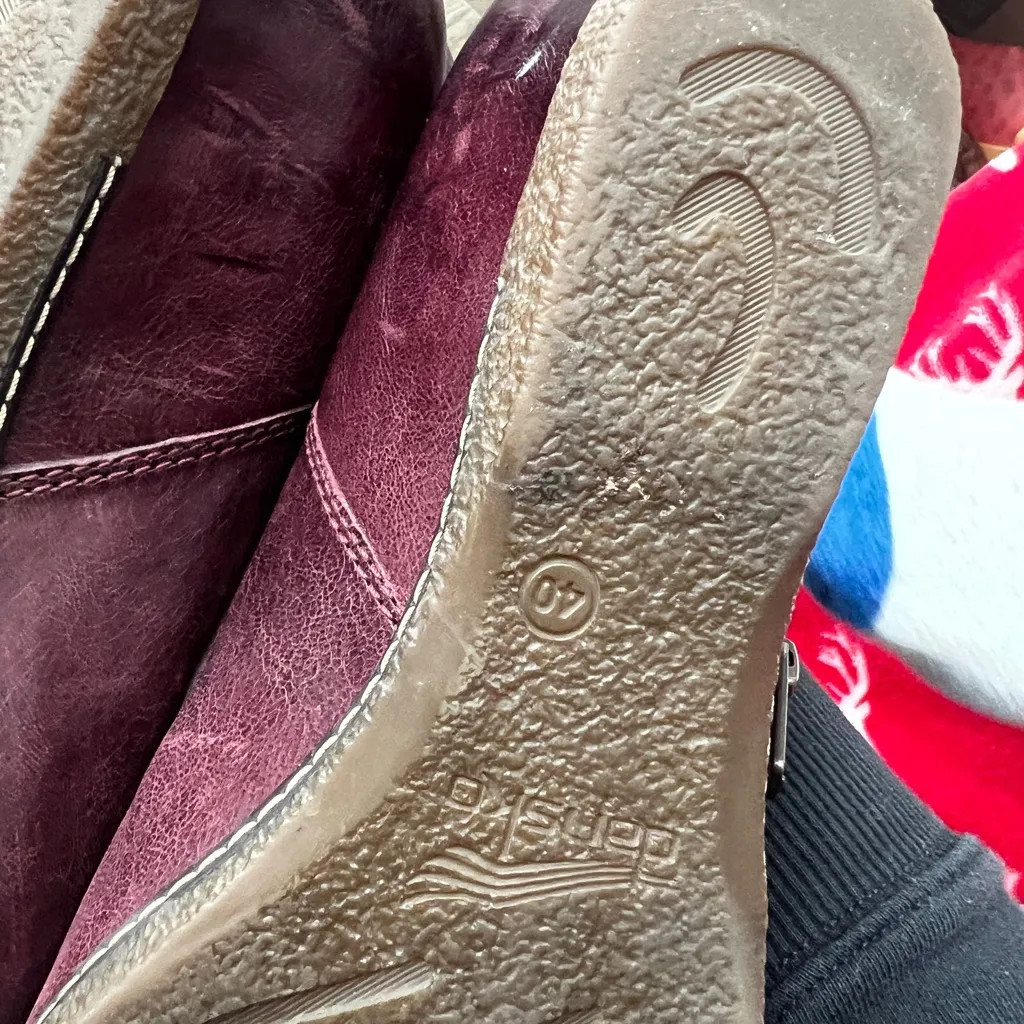 Dansko Burgundy Leather Ankle Boots size 40 - Image 13