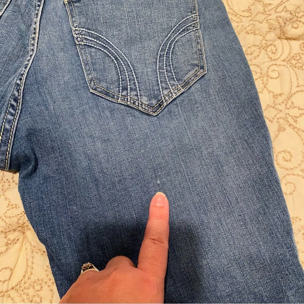 Hollister Women’s Hi-Rise Super Skinny Classic Stretch Jeans - Image 9