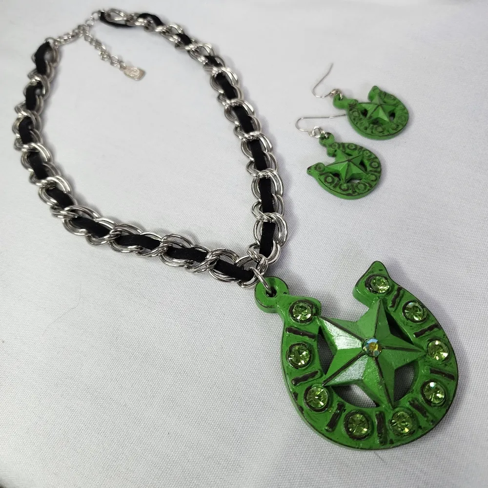 Boho Southwestern Green Horseshoe Pendant Necklace and Earrings Set Cowgirl - Image 2