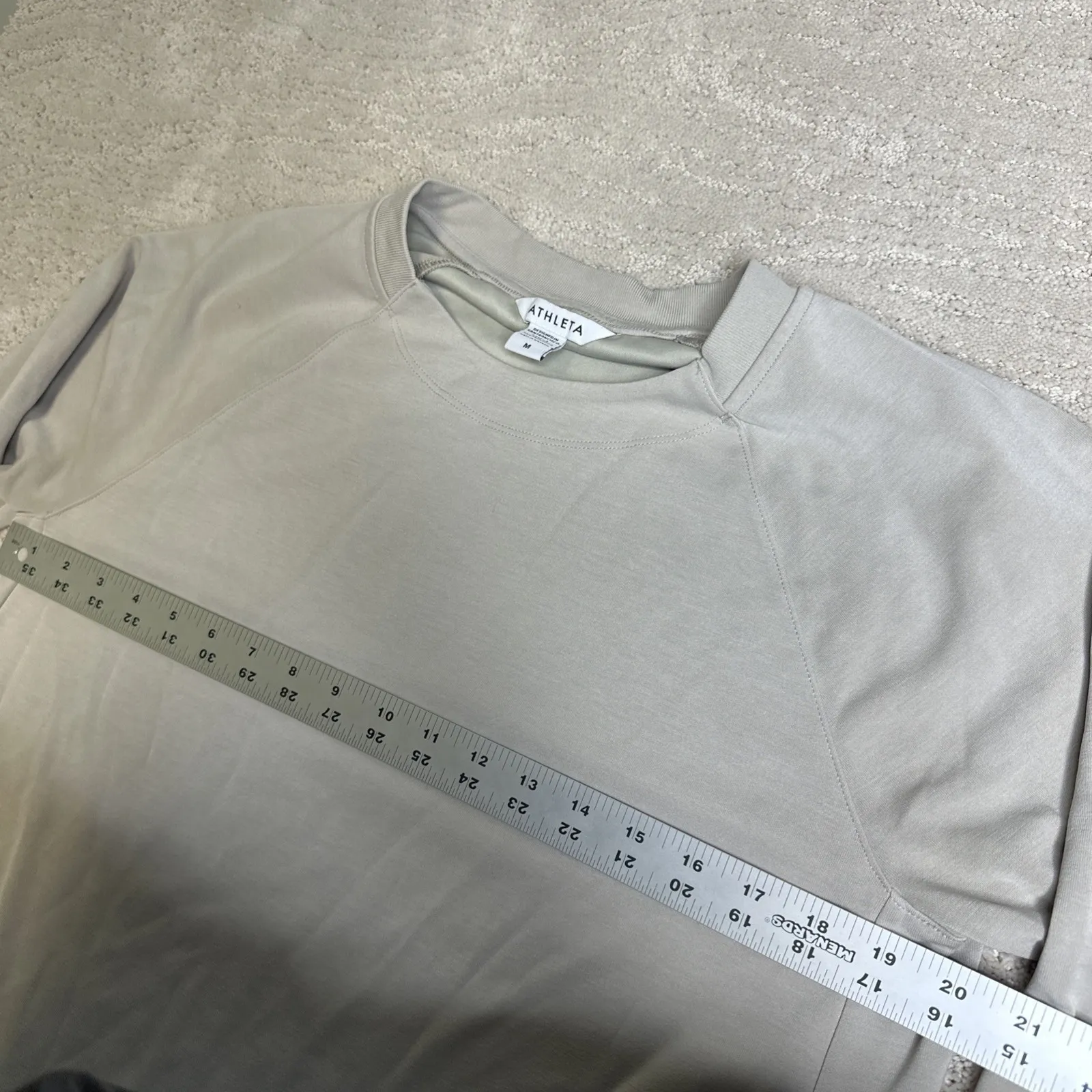 Athleta Women's  Medium Seasoft Crewneck Sweater Pullover Basic - Image 3