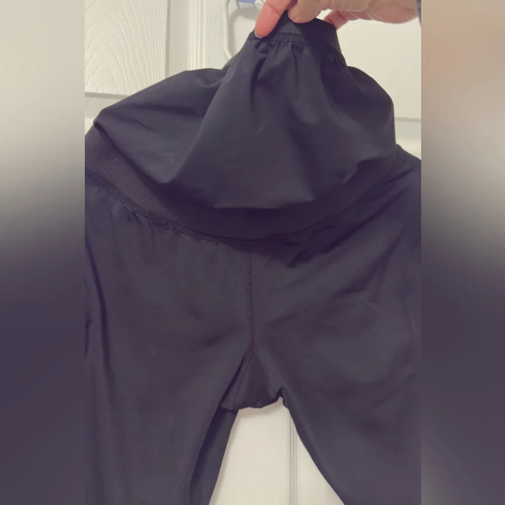Maternity Black Athletic Leggings Size L - Image 5