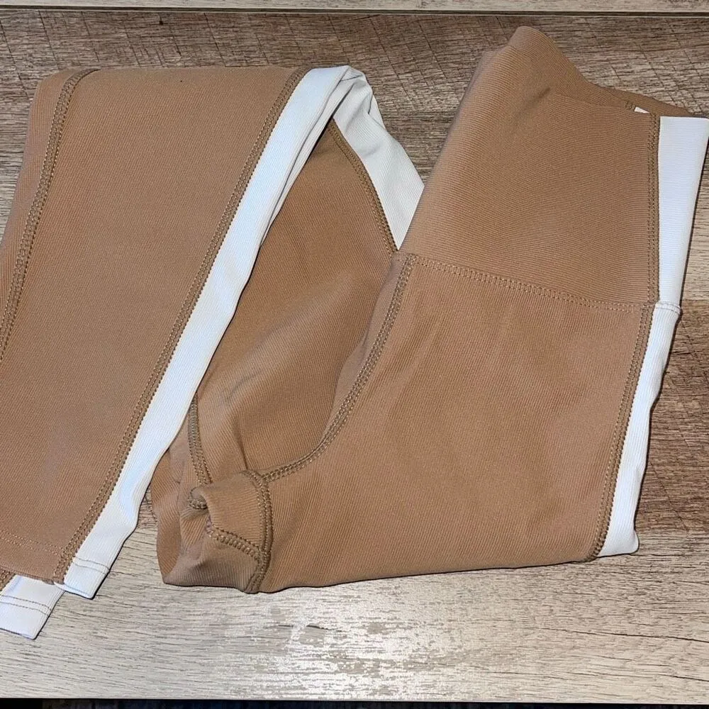 Kyodan ribbed‎ stripe cropped leggings Color Block Tan White Size Small NWOT - Image 3