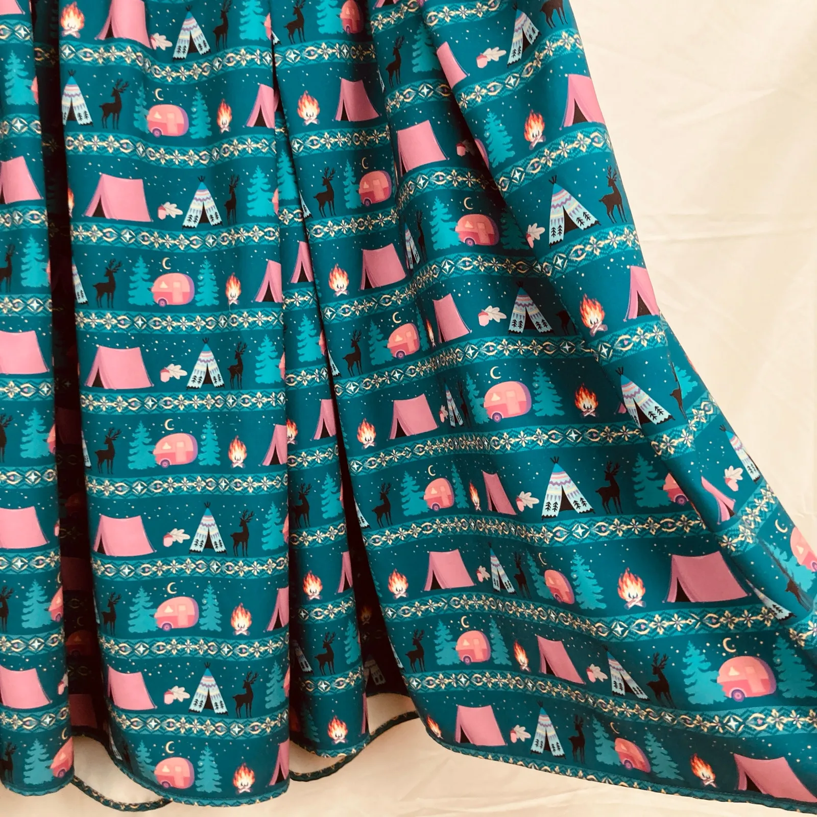 NWOT Unique Vintage Womens Blue Camping Print Midi Skirt Size 3X/20 Twee Indie - Image 6