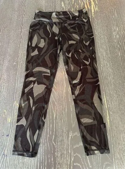 Sweaty Betty Women's 7/8 Leggings S Black/Gray Geometric Print High Waist Yoga - Image 1
