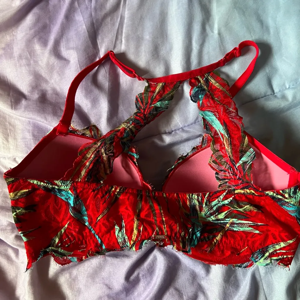 Vs pink tropical bralette 36DD - Image 2