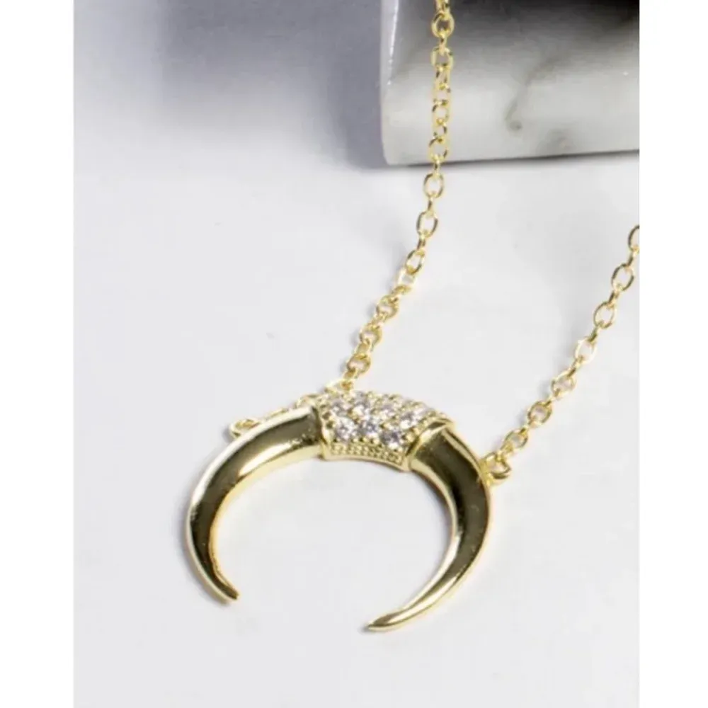 NEW Women's Gold-Plated Crescent Moon Horn‎ Necklace Size 16 + 2” - Image 3