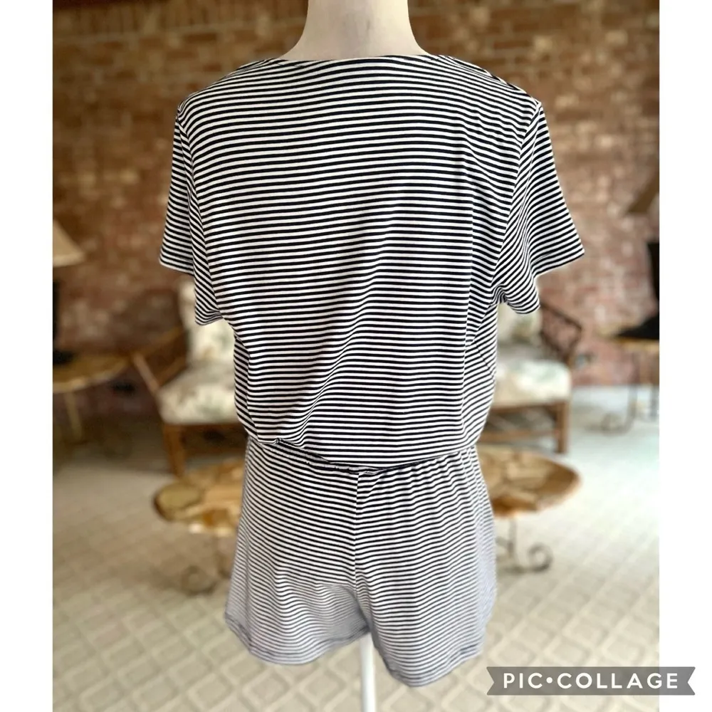 Vineyard Vines Feeder Romper Navy Blue Stripe Knit Short Sleeve S V-Neck Casual - Image 11