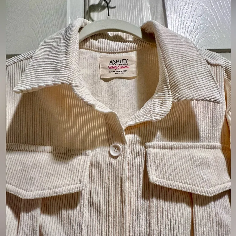 Ashley by 26 International - off white /cream button up corduroy shirt shacket - Medium - Image 3