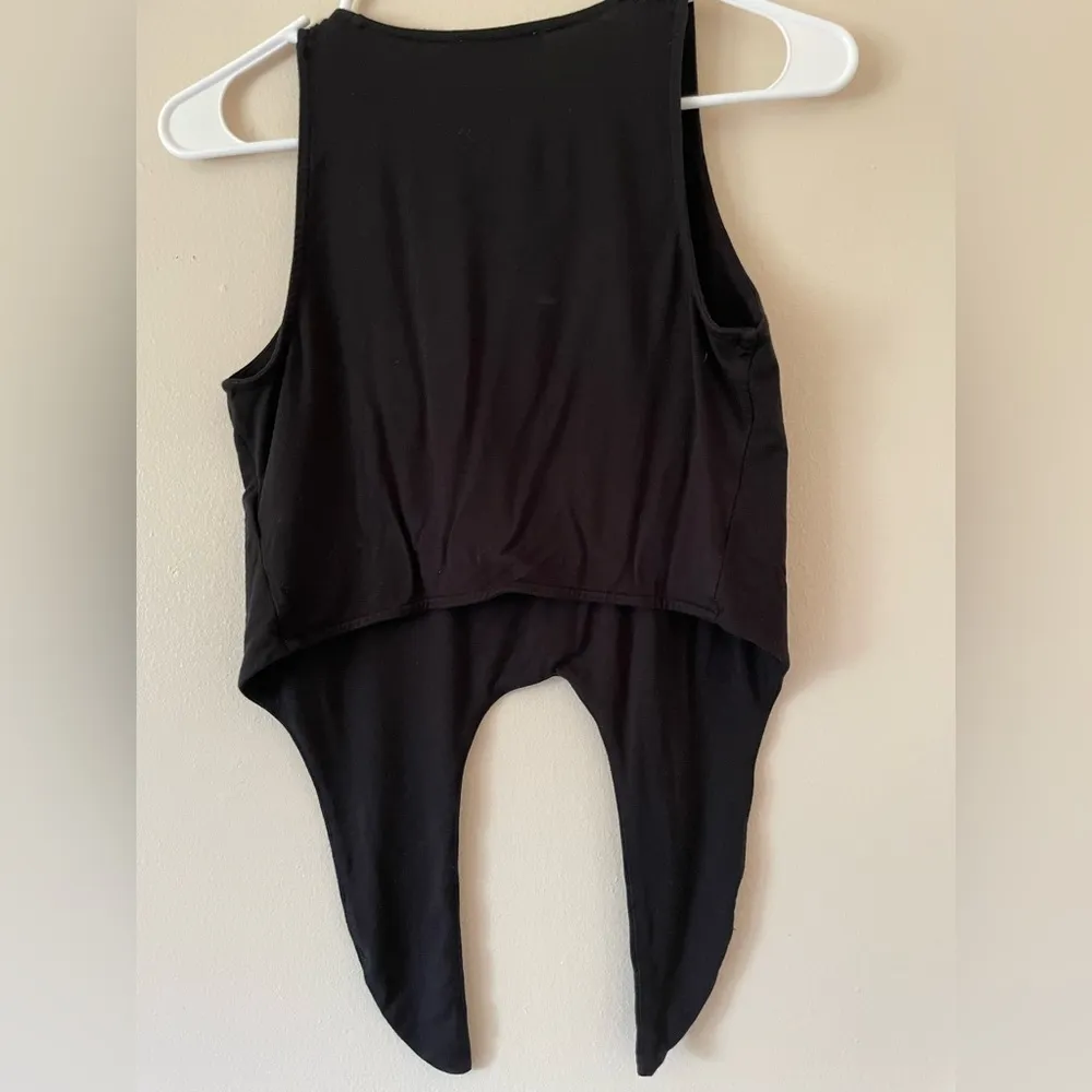 Aritzia Babaton Cropped Front Tie Tank Top Black Solid Size XS - Image 4