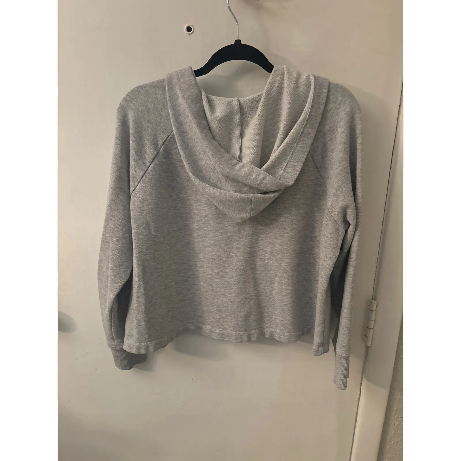 Aerie Gray Tie Front Hoodie Sweatshirt S Athleisure Casual Comfy Normcore Preppy - Image 6