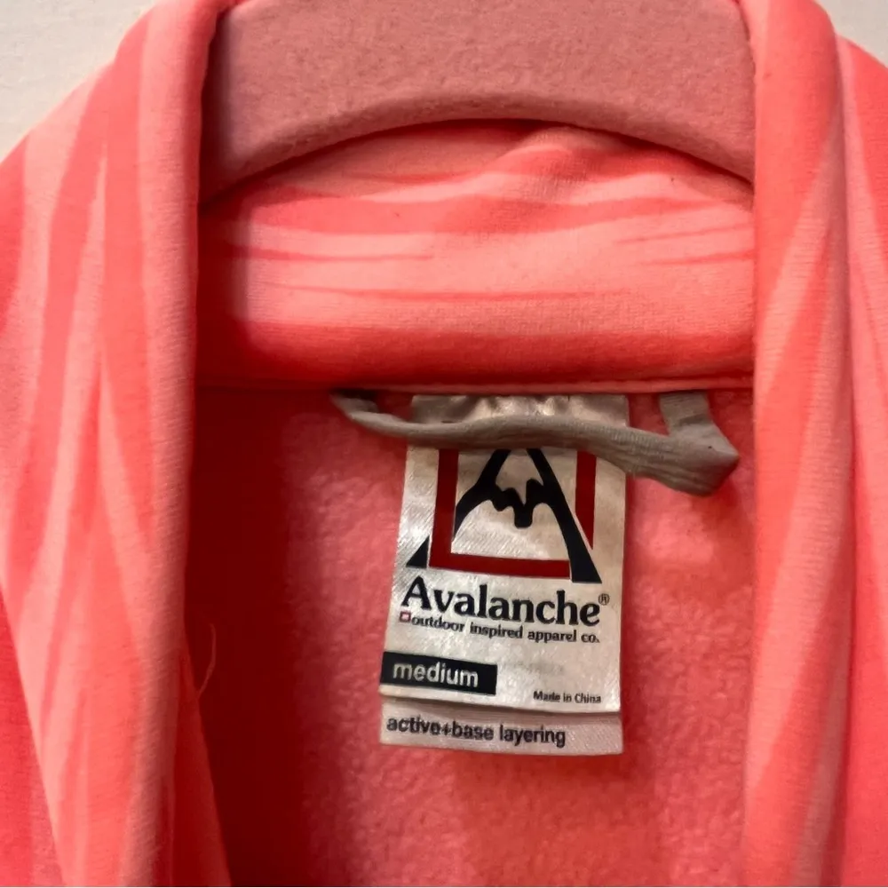 Avalanche Women's Active Athletic Top Size Medium Stretch Quarter Zip Pullover - Image 3
