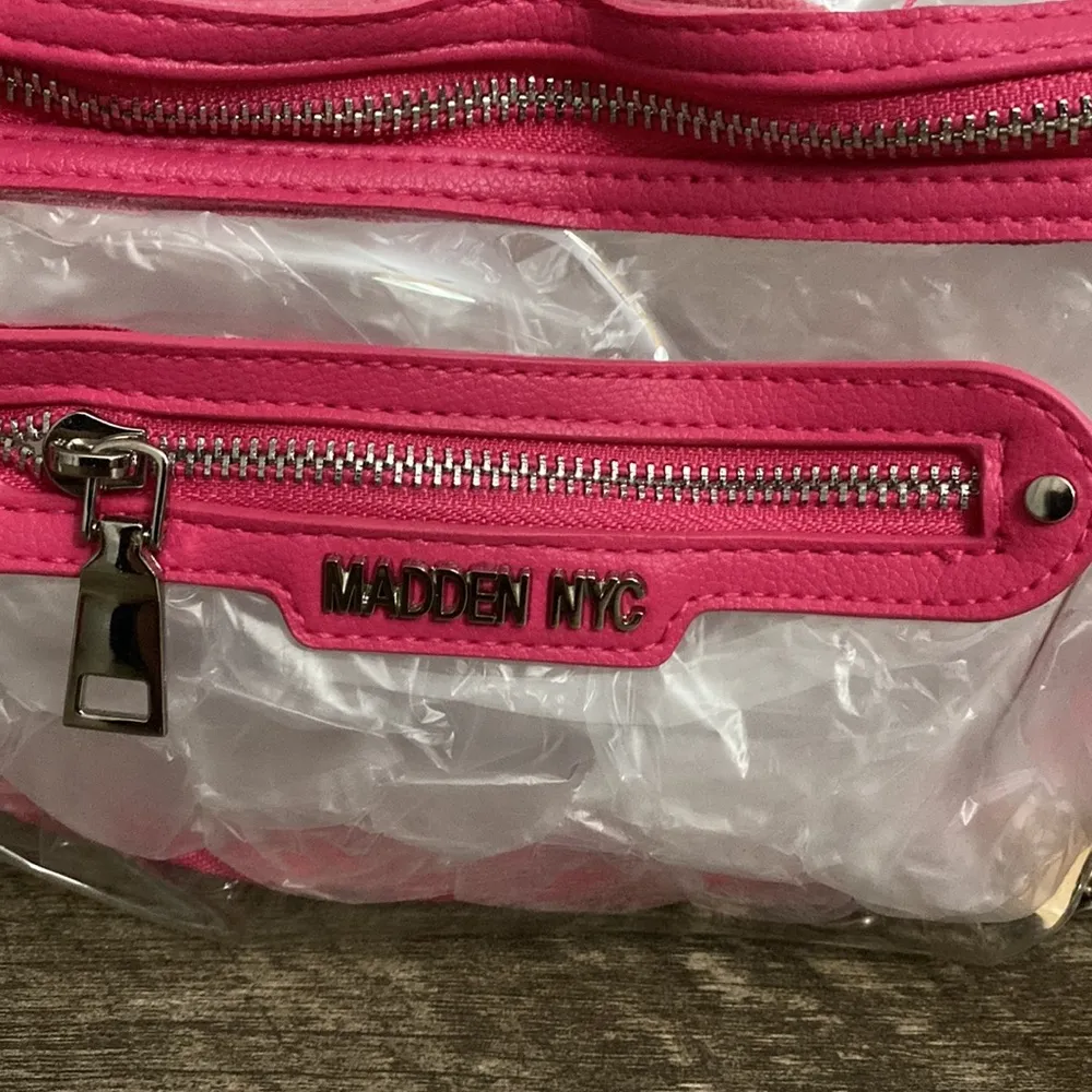 MADDEN NYC New! Women’s clear convertible fanny pack with pouch hot pink - Image 2