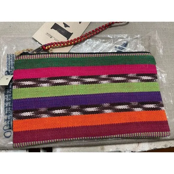 Feed Unicef by nest artisan In Guatemala wristlet Cosmetic Bag - Image 2