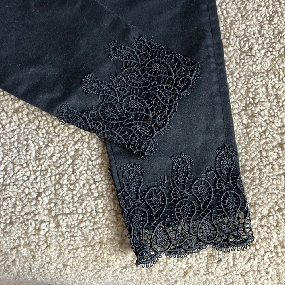 Ted baker London • alesiaa black skinny jeans with lace hem - Image 7