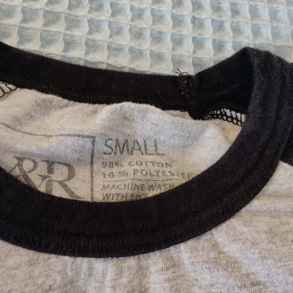 Young & Reckless Ladies t-shirt - Image 4