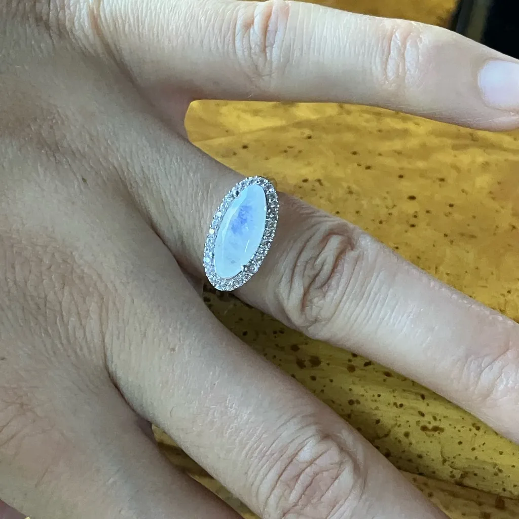 Natural Rainbow Moonstone Sterling Silver Ring Size 5.75 - Image 4