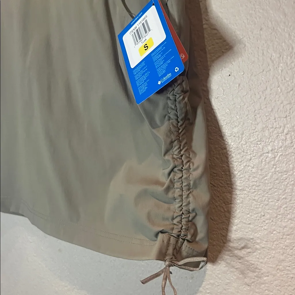 New Columbia Women’s All Seasons Ruched Skort Khaki Tusk Color Size Small NWT - Image 4