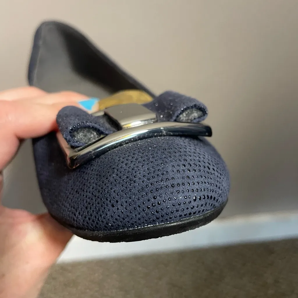 Stuart Weitzman Wedge Shoes Navy with buckle bow toe - Image 12