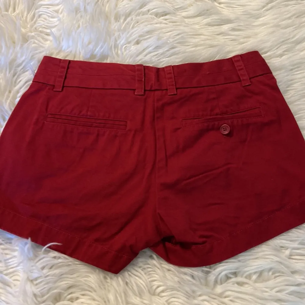 J.Crew Chino Shorts size 00 dark red color excellent condition - Image 5