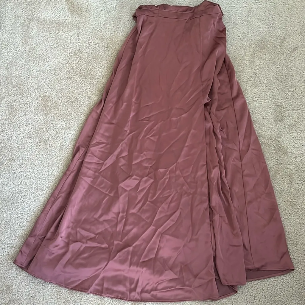 Like New Revelry Desert Rose Haven Satin Bridesmaid Dress in Size 8 Petite Pink - Image 3