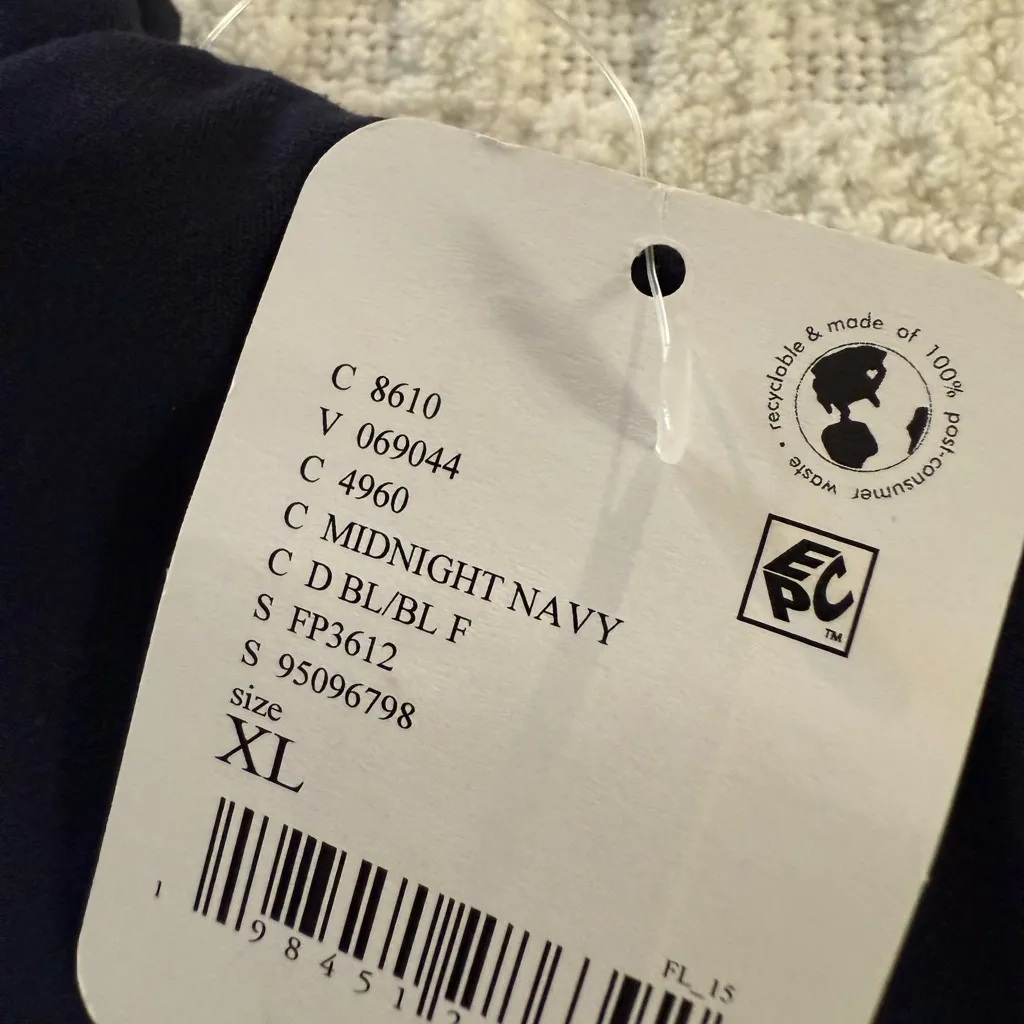 Free People Movement NWT Epic Mock Neck Muscle Tank in Navy size XL - Image 10