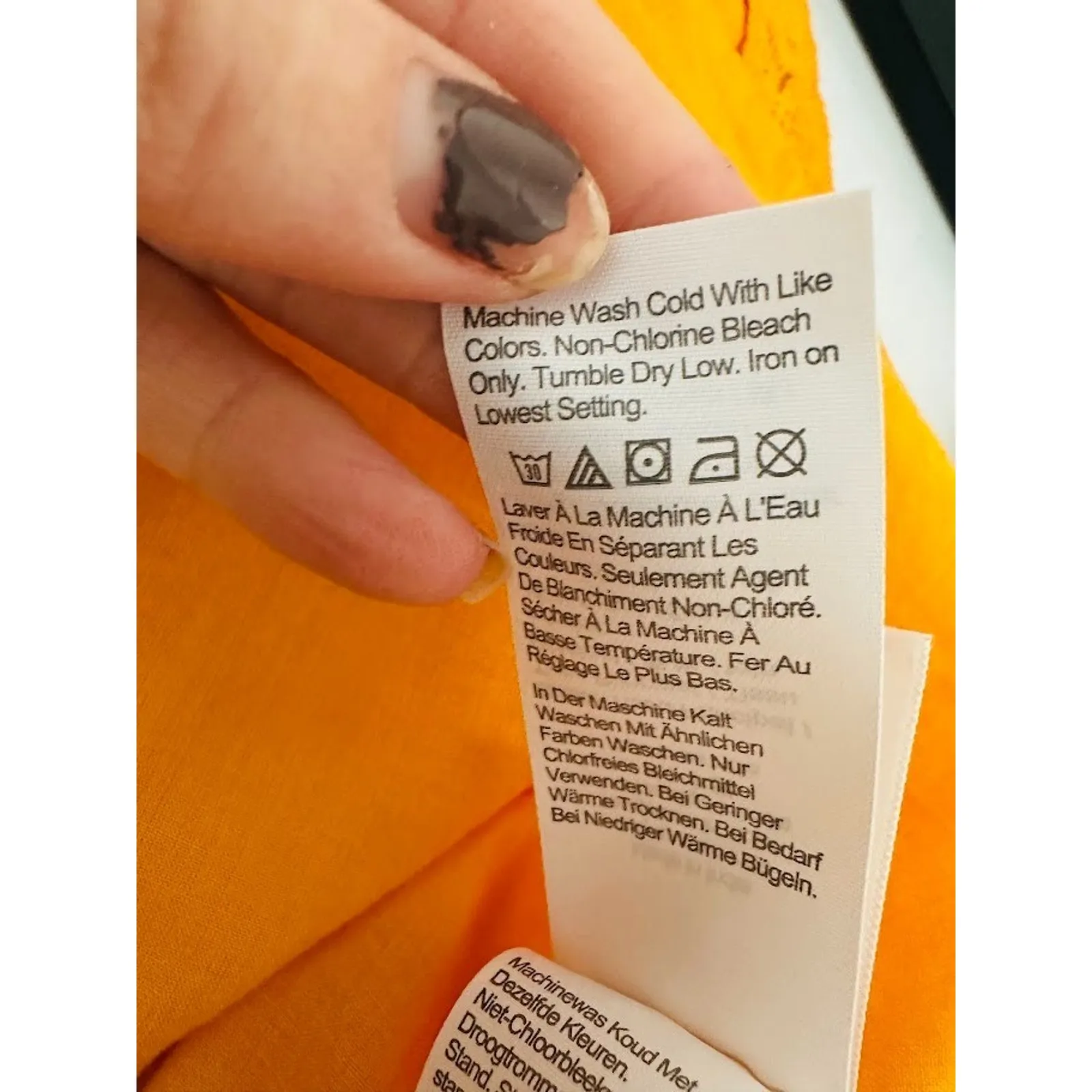 J. Crew Size XL Yellow V - Image 9