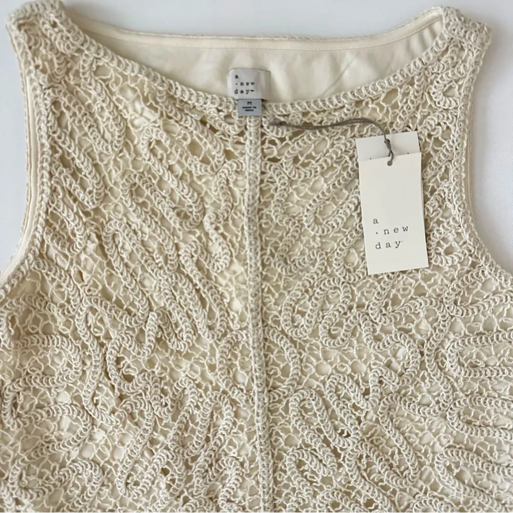 A New Day Beige Crochet Sleeveless Top Size M Women - Image 3