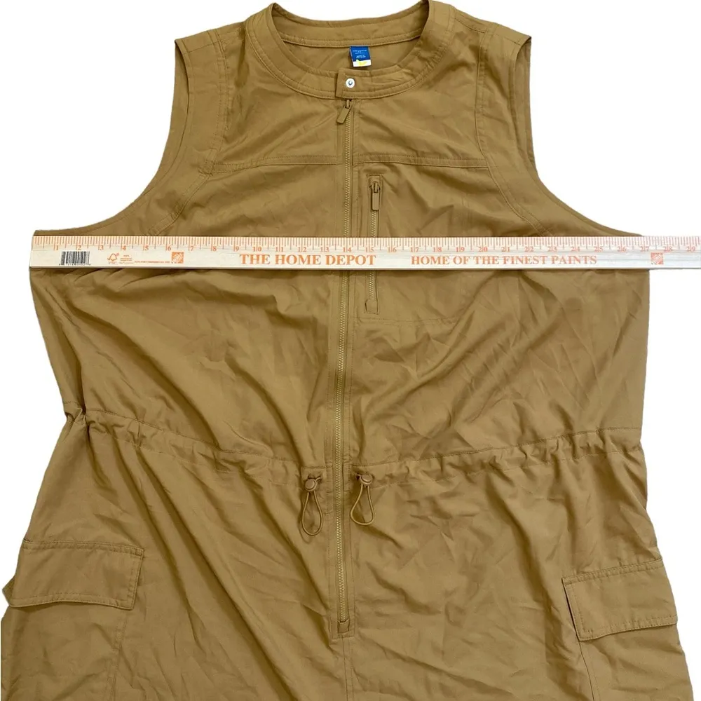 Old Navy Stretch Tech Zip Romper - Image 4