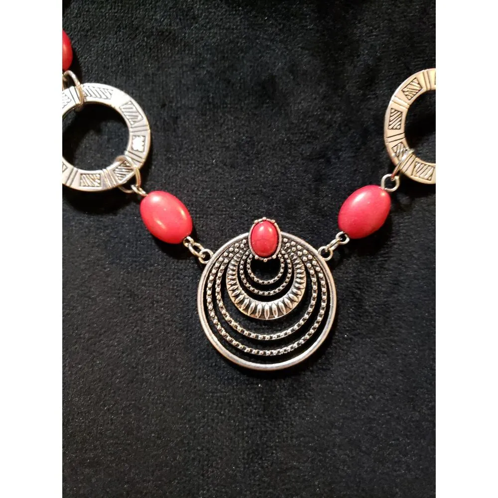 Womens Fashion Red Howlite Beads Crafted Encrusted Circle Discs Necklace Jewelry - Image 3