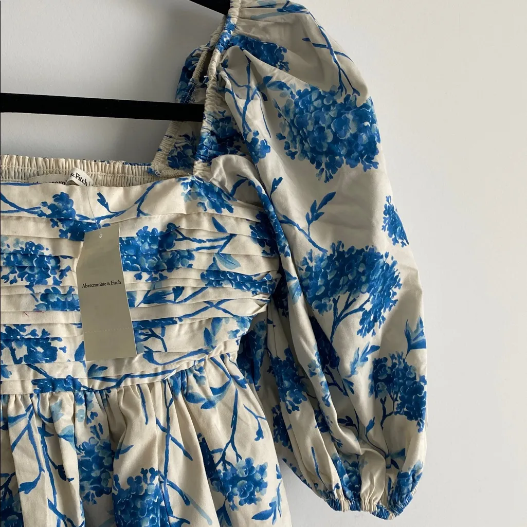 Abercrombie & Fitch Emerson Floral Blue and White Women's Dress - Image 5